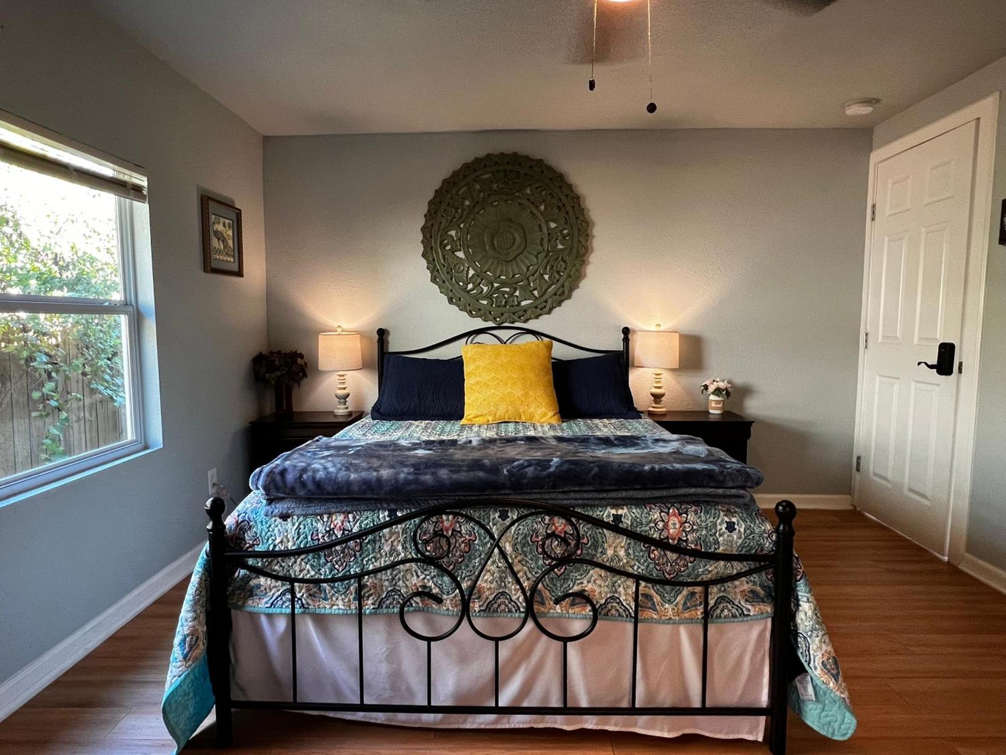 Boho Bliss- Cozy Private Room 2 Miles From Alamodome! San Antonio Exterior photo