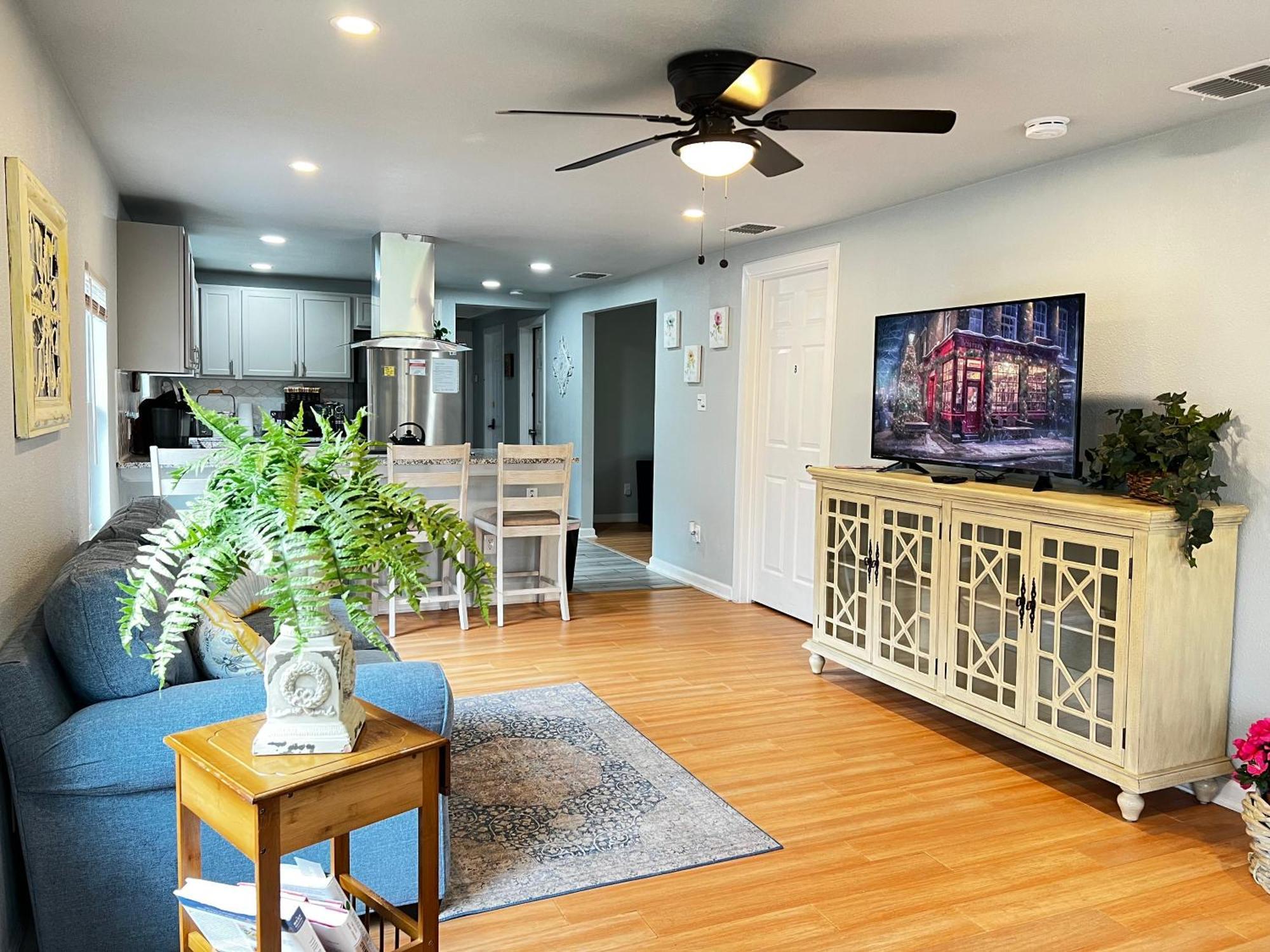 Boho Bliss- Cozy Private Room 2 Miles From Alamodome! San Antonio Exterior photo
